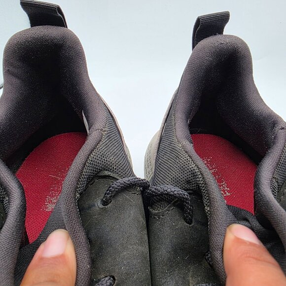 The North Face Surge Highgate LS Mens Size 10 Black Shoes Athletic Walking - Picture 8 of 15